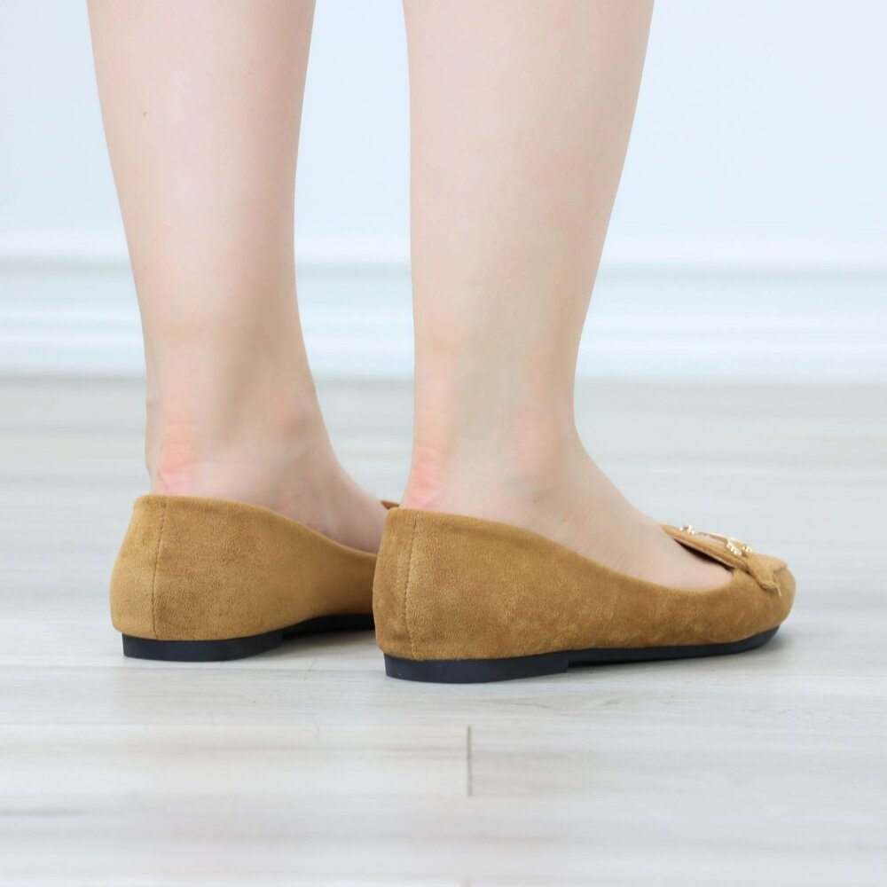 Tan Faux Suede Loafers Pointed Toe Gold Horsebit Slip-On Flats - Picture 13 of 13